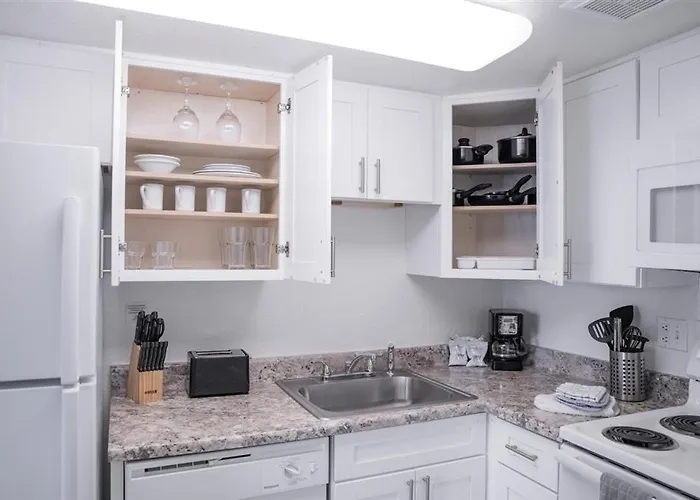 Apartment 125 Fully Furnished 1br Suite-prime Location Scottsdale
